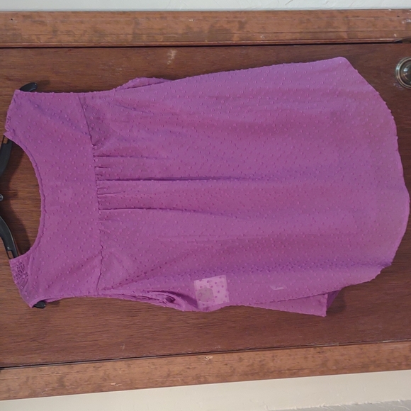 Top - Picture 2 of 6